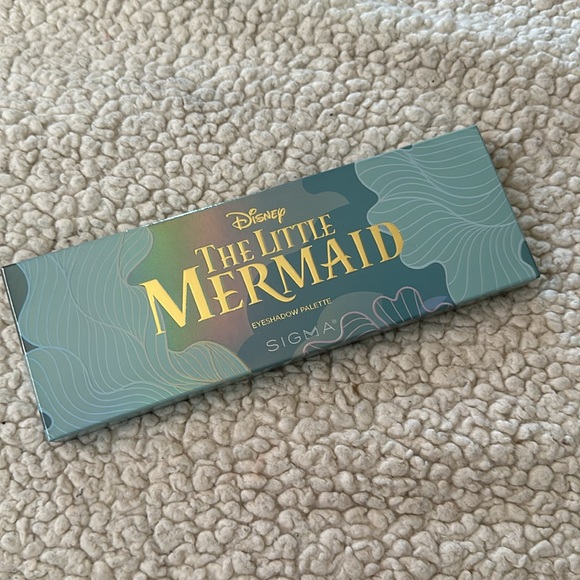 SIGMA x The Little Mermaid Palette - Picture 2 of 5